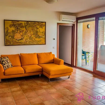Апартаменти Fuoriporta Affitti Brevi - Residenza Da Antonia Парма